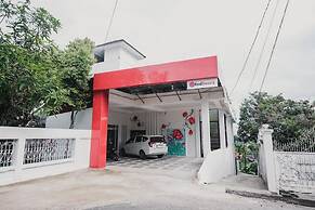 RedDoorz Syariah near Arafah Hospital Jambi