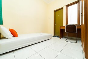 KoolKost near Universitas Maranatha 2 Bandung