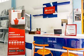 RedDoorz near Benteng Van Den Bosch