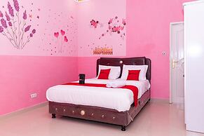 RedDoorz Premium @ Sea Residence Manado