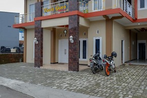 RedDoorz Syariah near Komplek Candi Arjuna Dieng