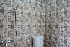 RedDoorz Hostel near Kota Lama Semarang