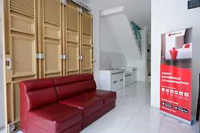 RedDoorz Hostel near Kota Lama Semarang