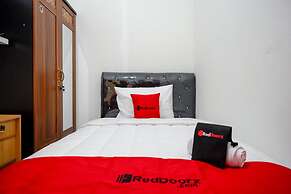 RedDoorz Hostel near Kota Lama Semarang
