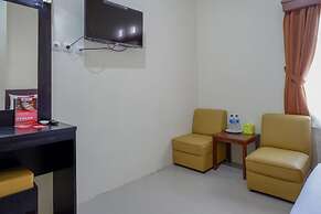 RedDoorz near Stadion 45 Karanganyar