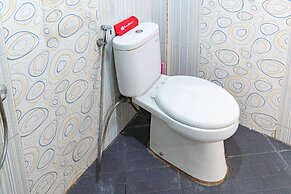 RedDoorz Syariah near Jalan A Yani KM 8 Citraland