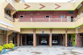 RedDoorz Syariah near Jalan A Yani KM 8 Citraland