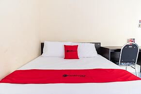 RedDoorz Syariah near Jalan A Yani KM 8 Citraland