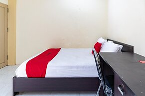 RedDoorz Syariah near Jalan A Yani KM 8 Citraland