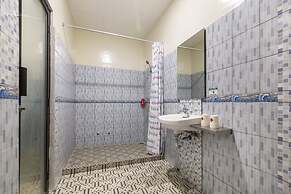 RedDoorz Plus near Ronggowarsito Museum Semarang