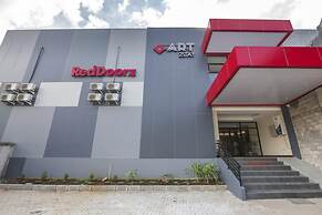 RedDoorz Plus near Ronggowarsito Museum Semarang