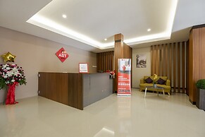 RedDoorz Plus near Ronggowarsito Museum Semarang