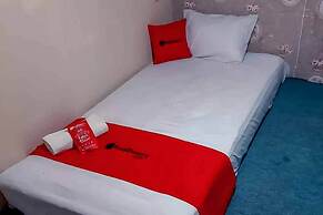 RedDoorz Plus near Trans Studio Cibubur 2