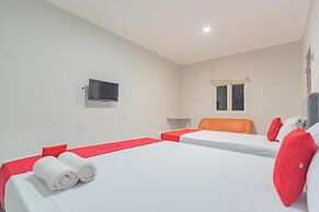 RedDoorz Plus @ Bukit Cinta Street