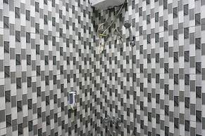 RedDoorz Syariah near Sultan Muhammad Kaharuddin Airport