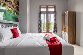 RedDoorz @ Jemursari Surabaya 2