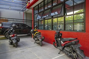 RedDoorz @ Jemursari Surabaya 2