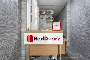 RedDoorz @ Jemursari Surabaya 2