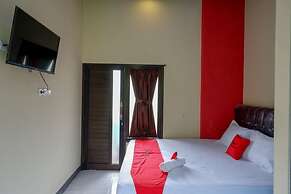 RedDoorz @ Gerbang Dieng Plateau Area