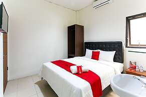 RedDoorz @ Urip Sumoharjo Solo