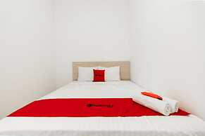 RedDoorz @ Graha Cemerlang Maros