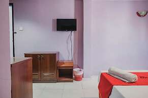 RedDoorz near Nagoya Hill Mall Batam 5