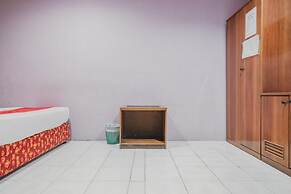 RedDoorz near Nagoya Hill Mall Batam 5