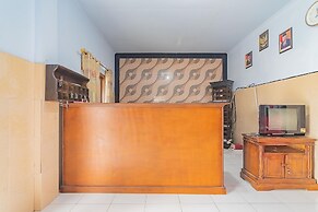 RedDoorz Syariah @ Tambak Mekar Street Subang