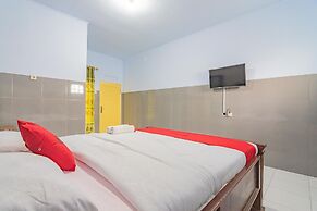 RedDoorz Syariah @ Tambak Mekar Street Subang