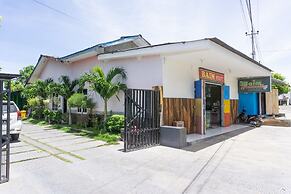 RedDoorz @ MT Haryono Street Waingapu