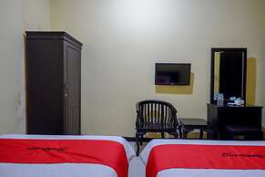 RedDoorz near Citraland Waterpark Kendari