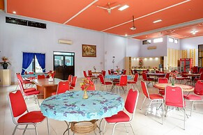 RedDoorz Plus Syariah near Stasiun Pekalongan 2