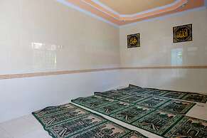 RedDoorz Plus Syariah near Stasiun Pekalongan 2