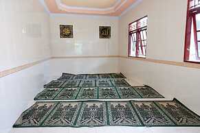 RedDoorz Plus Syariah near Stasiun Pekalongan 2