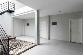 RedDoorz Plus near RS USU Medan 2