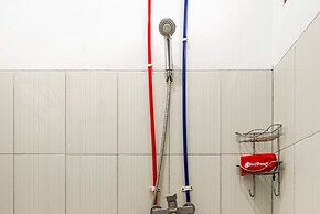 RedDoorz Syariah near Gajayana Stadium Malang