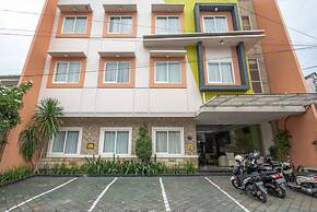 RedDoorz Syariah @ Soekarno Hatta Indah 2