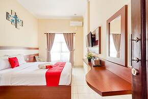 RedDoorz Syariah @ Jalan Simpang Gajayana