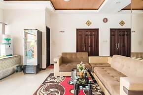 RedDoorz Syariah @ Jalan Simpang Gajayana