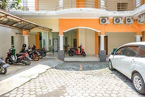 RedDoorz Syariah @ Jalan Simpang Gajayana