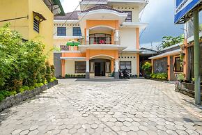 RedDoorz Syariah @ Jalan Simpang Gajayana