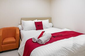 RedDoorz Plus near Millenium ICT Centre Medan 2