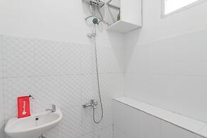 RedDoorz near Alun-Alun Garut