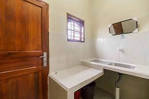 RedDoorz near Bukit Kubu Berastagi