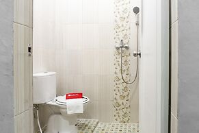 RedDoorz Syariah near Stadion Teladan Medan