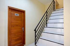 RedDoorz near Graha Saba Buana Solo