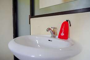 RedDoorz near Graha Saba Buana Solo