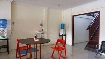 RedDoorz near Sentani Airport Jayapura