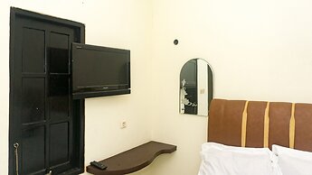 RedDoorz near Sentani Airport Jayapura