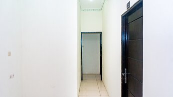 RedDoorz near Sentani Airport Jayapura